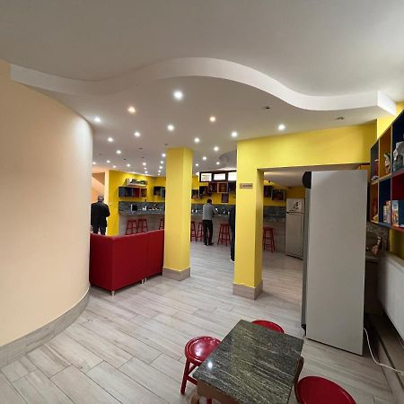 Hostel Jeal Batumi Exterior photo